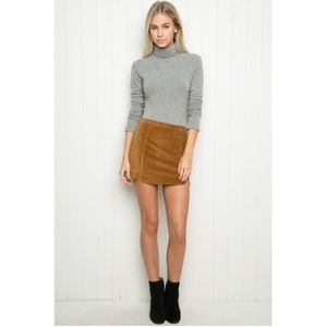 Brandy Melville Raquel skirt